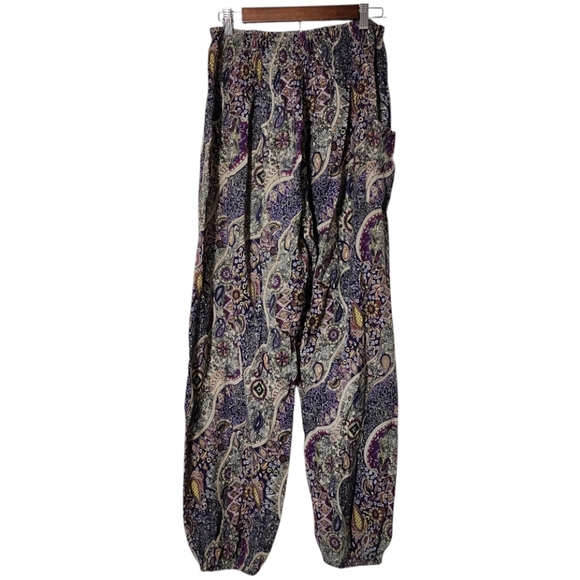 Bohemian mandala yoga pants - Picture 2 of 9